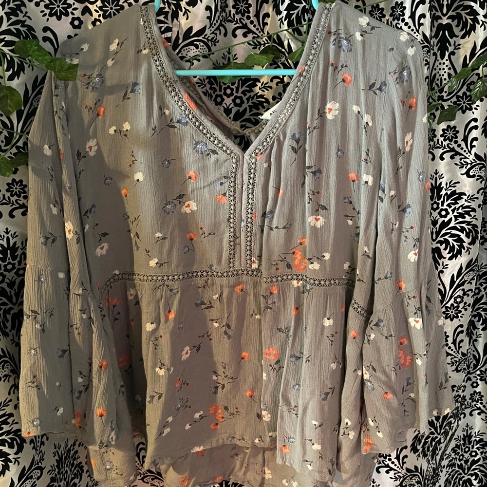 Flowy Floral Fall Top